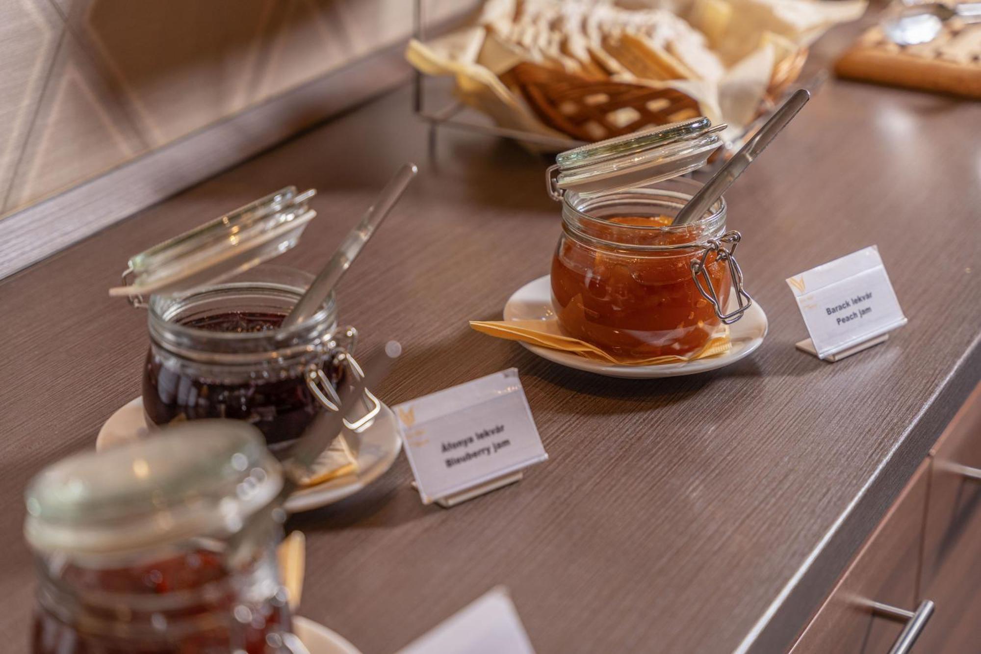 Vitta Hotel Superior Budapest Eksteriør billede